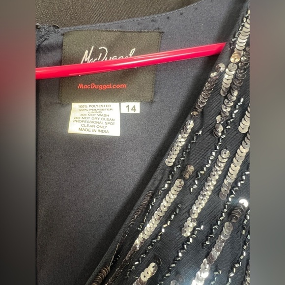 Mac Duggal 9064 NWT EMBELLISHED CAP SLEEVE FAUX WRAP TRUMPET GOWN - NWOT - Picture 9 of 12